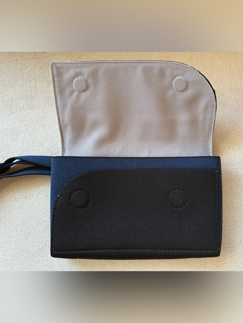 Rothy’s navy and black small belt bag/crossbody - Picture 5 of 9